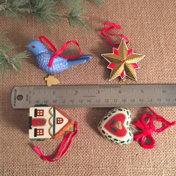 Vintage 2001 Our Christmas Together Hallmark Keepsake Ornaments Boxed Set of 4 - Picture 15 of 16